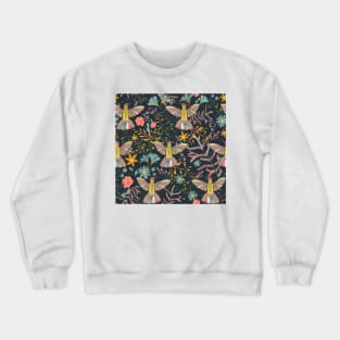 Garden of hummingbirds dark Crewneck Sweatshirt